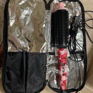 Calista Perfecter Pro-grip plus.Heated Round Brush W/ Bag